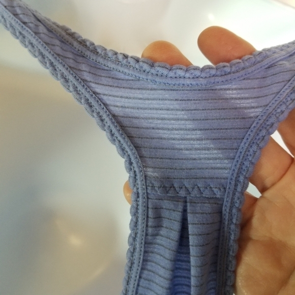 Lululemon periwinkle blue striped racerback singlet tank top - Picture 2 of 5